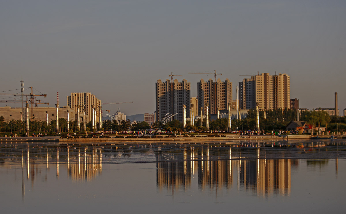 在建家乡美