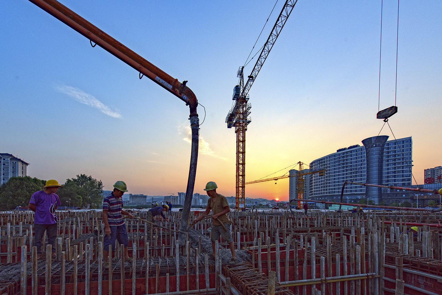 市民广场还在建设中