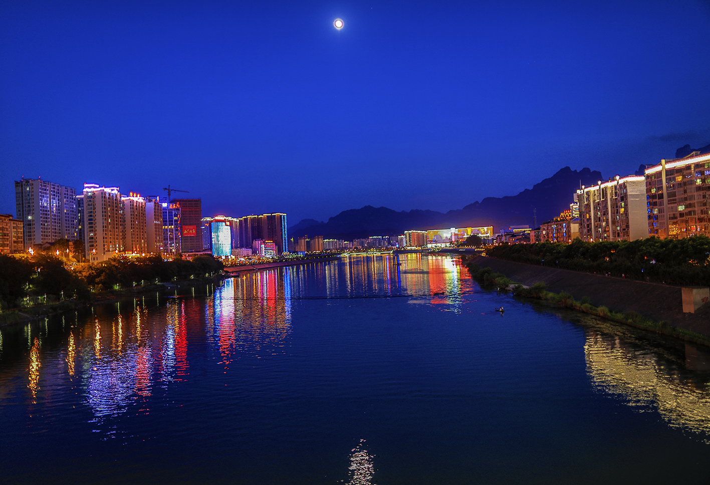 澧水夜景