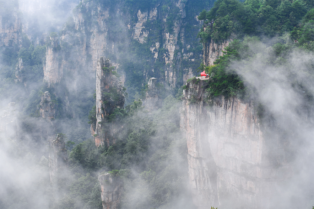 与峰林同歌