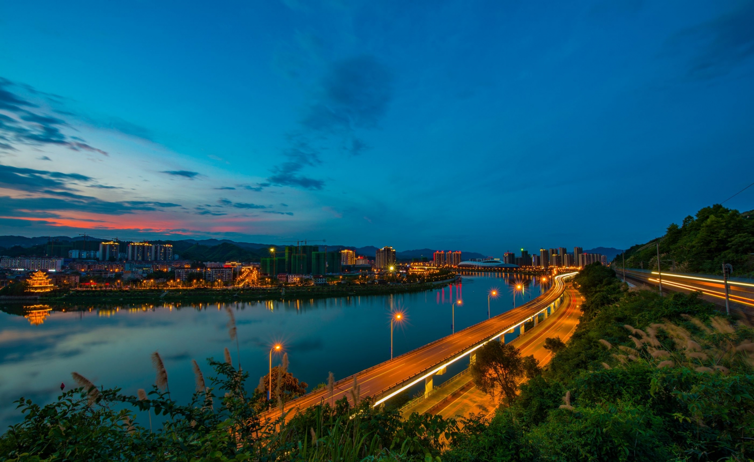东城夜色