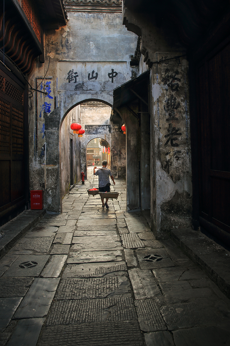 故乡那条石板街
