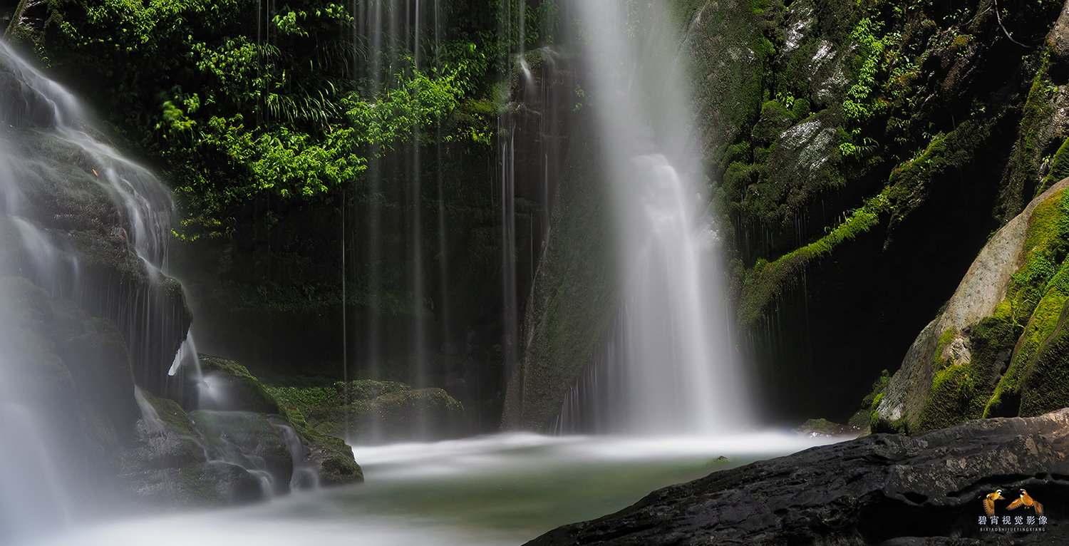 山溪幽静