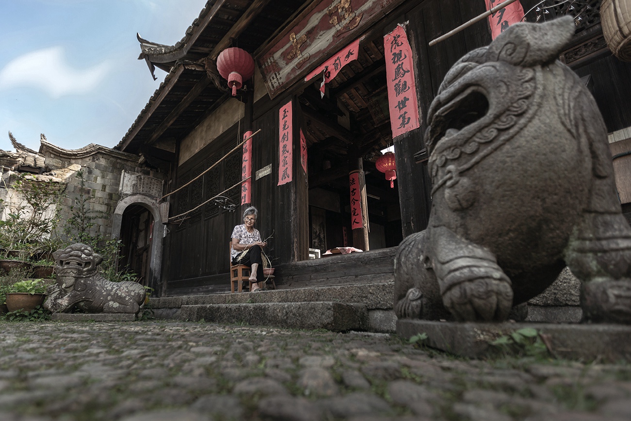 《守护》