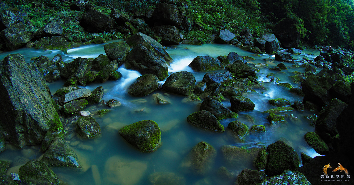 溪沟流水