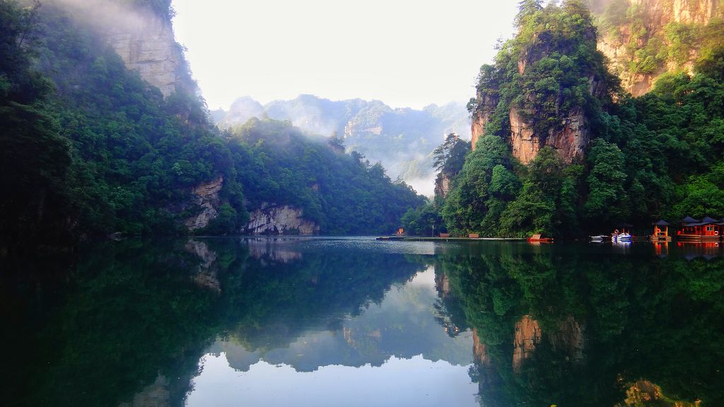 醉美情湖