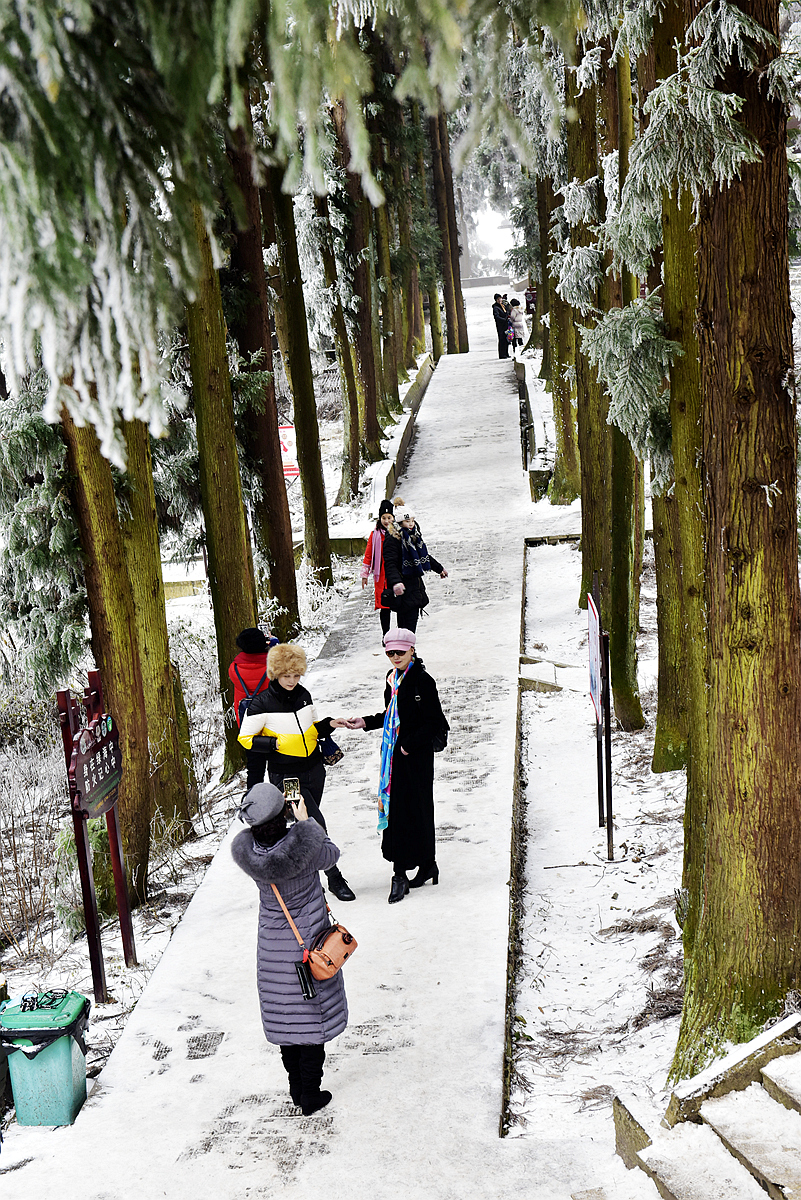 黄石寨赏雪