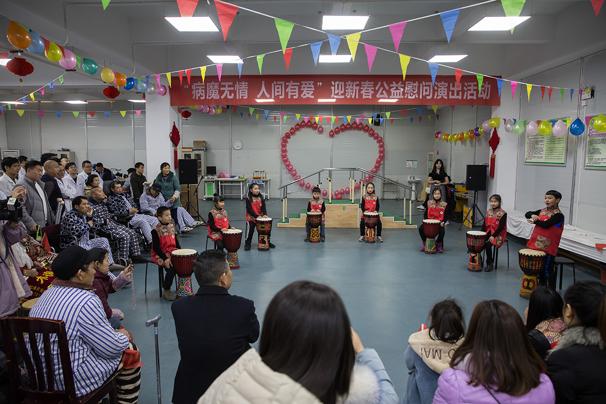 病魔无情  人间有爱1