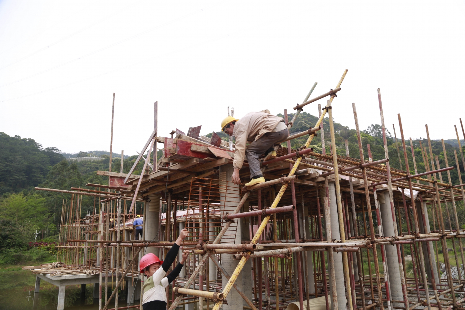 华丰公园建设者1