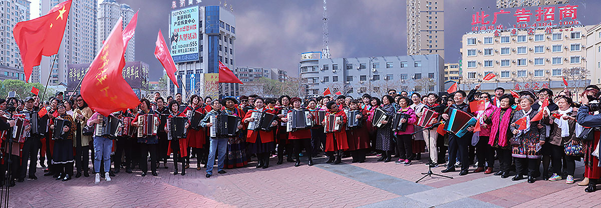 阜新市老年版快闪《我爱我的祖国》