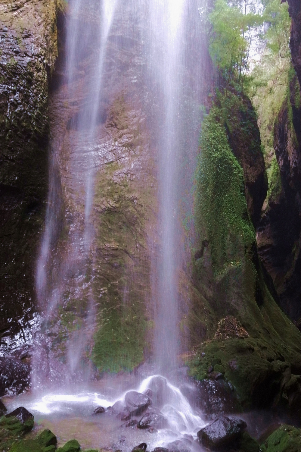 飞瀑