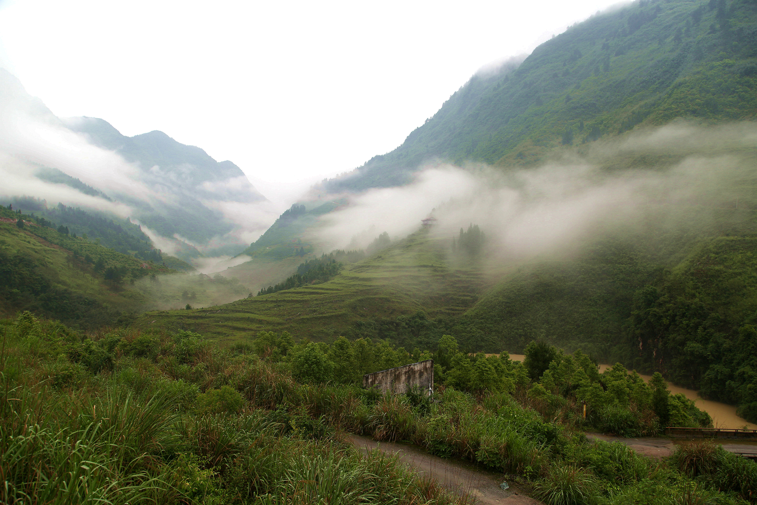 无限风光在险峰