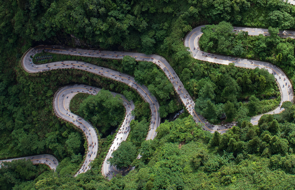赛在天路
