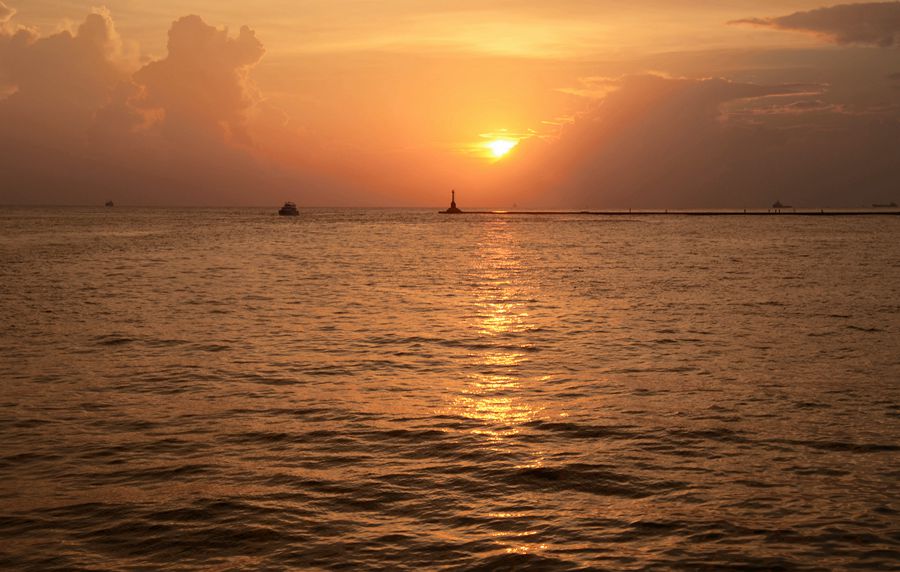 海港夕阳