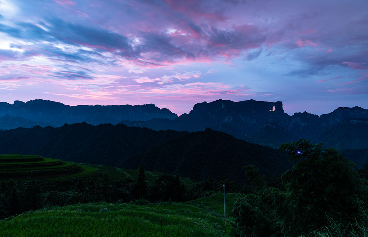 天门山晚霞
