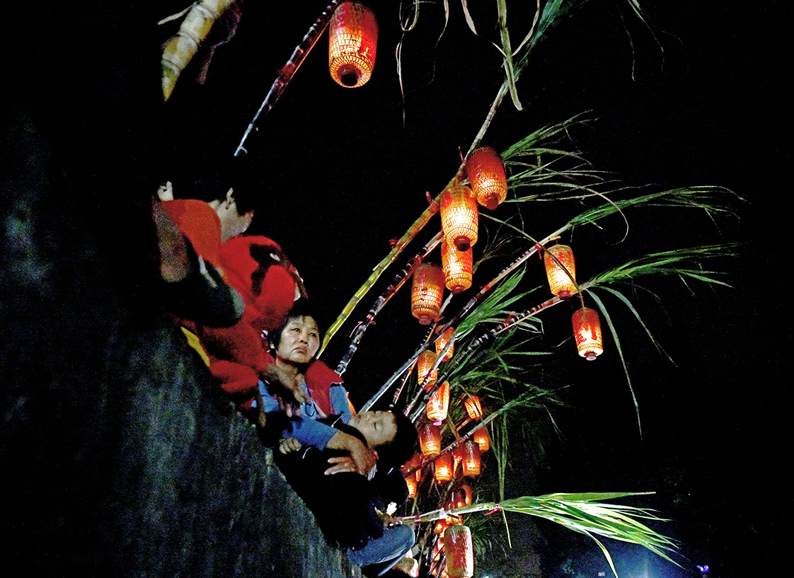 蔗灯迎福神