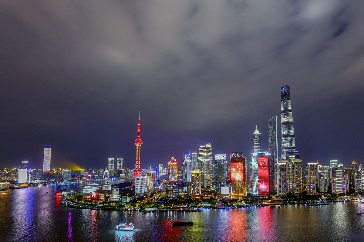 上海喜迎国庆70周年