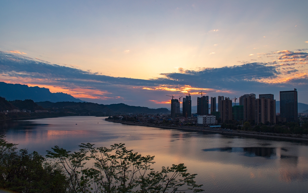 家乡的那条河