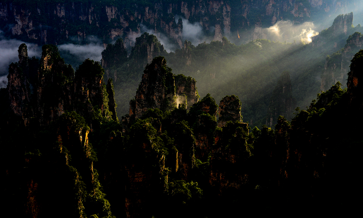 《武陵晨曦》