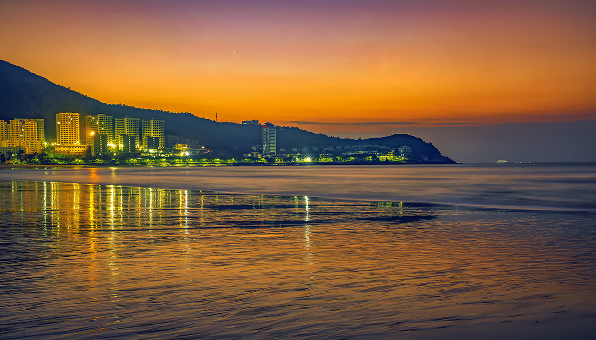 海岛晨晖