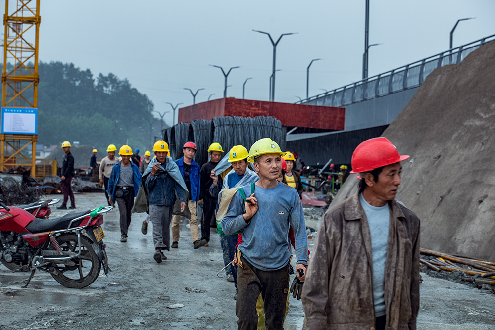 高铁工地建设者