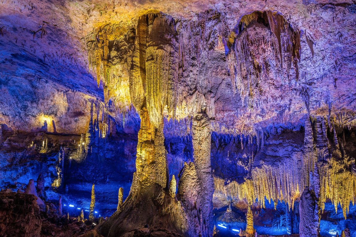 世界奇观九天洞