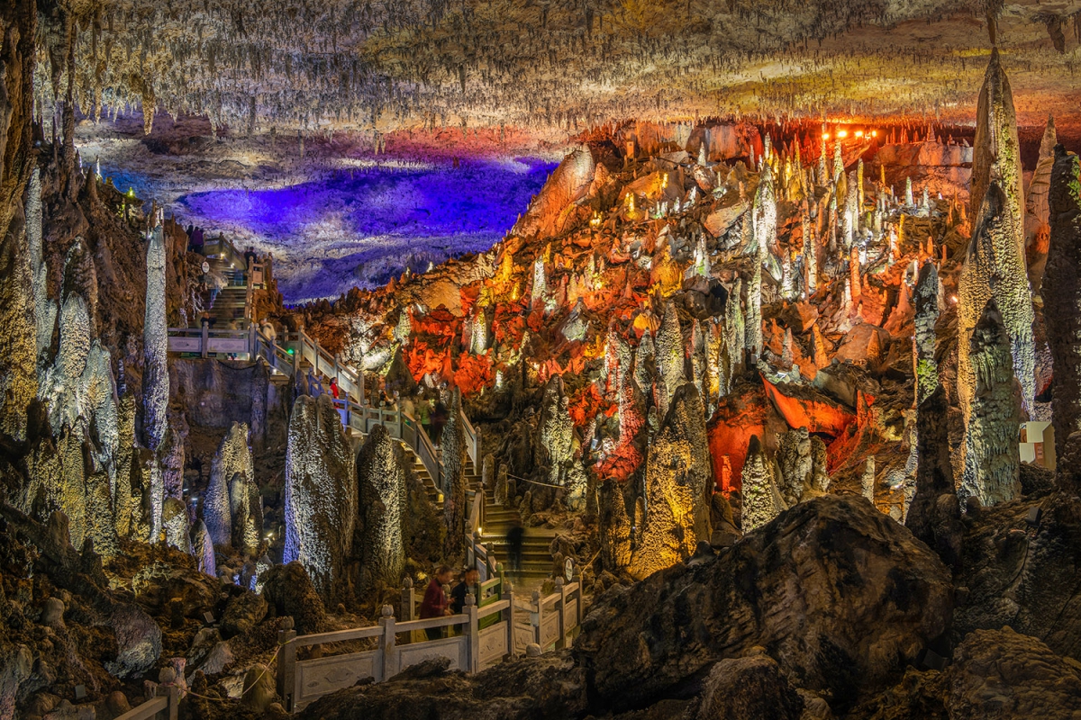 世界奇观九天洞