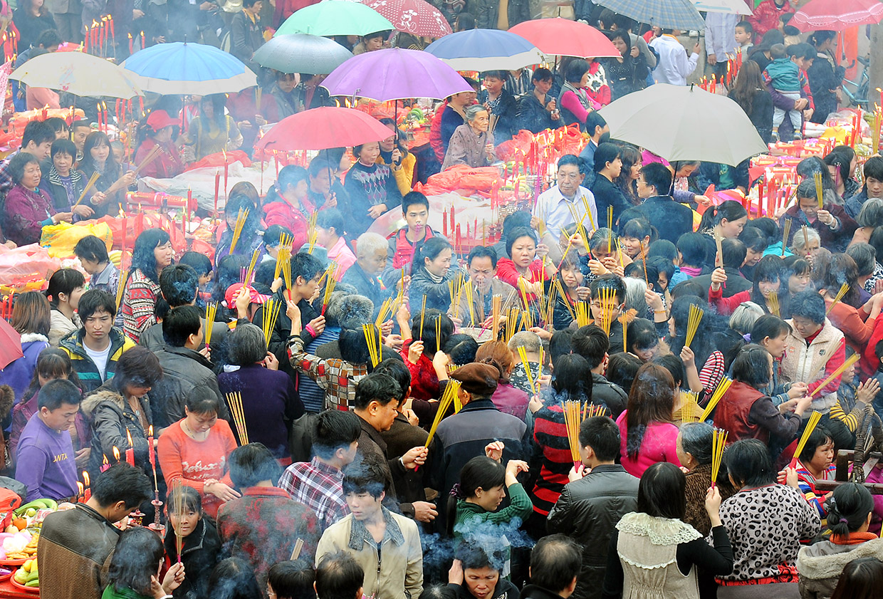 乡村祭神
