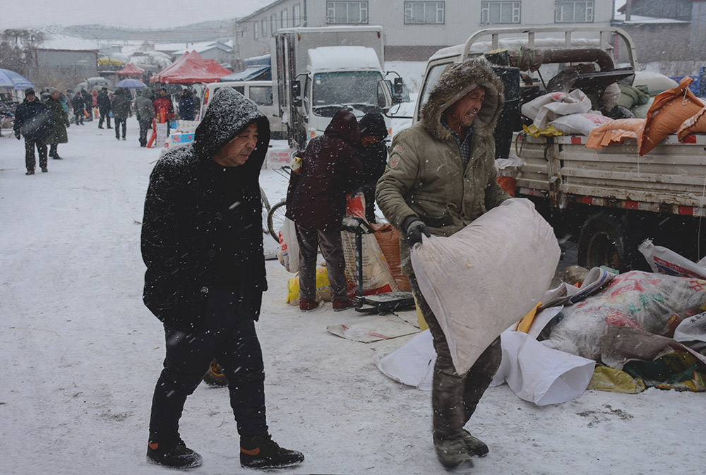 雪中集市
