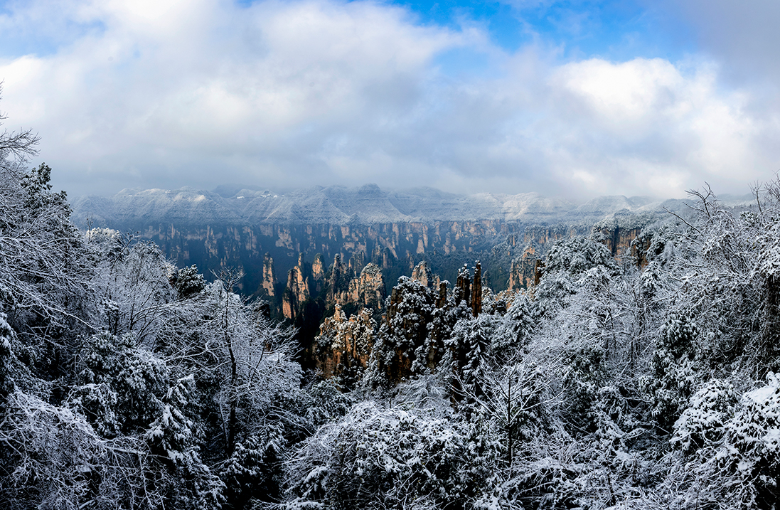 冰天雪地御笔峰