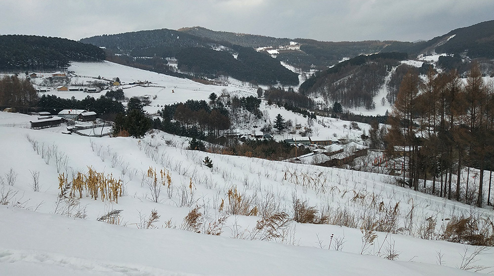 松岭小山村