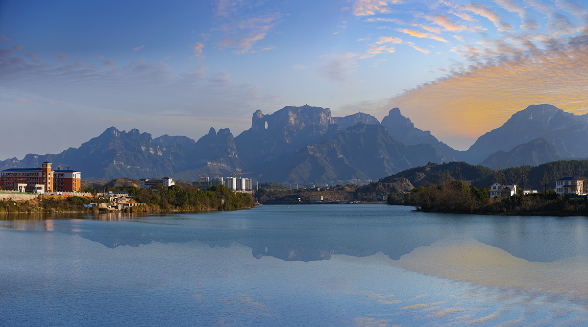 景色如画，山河无恙