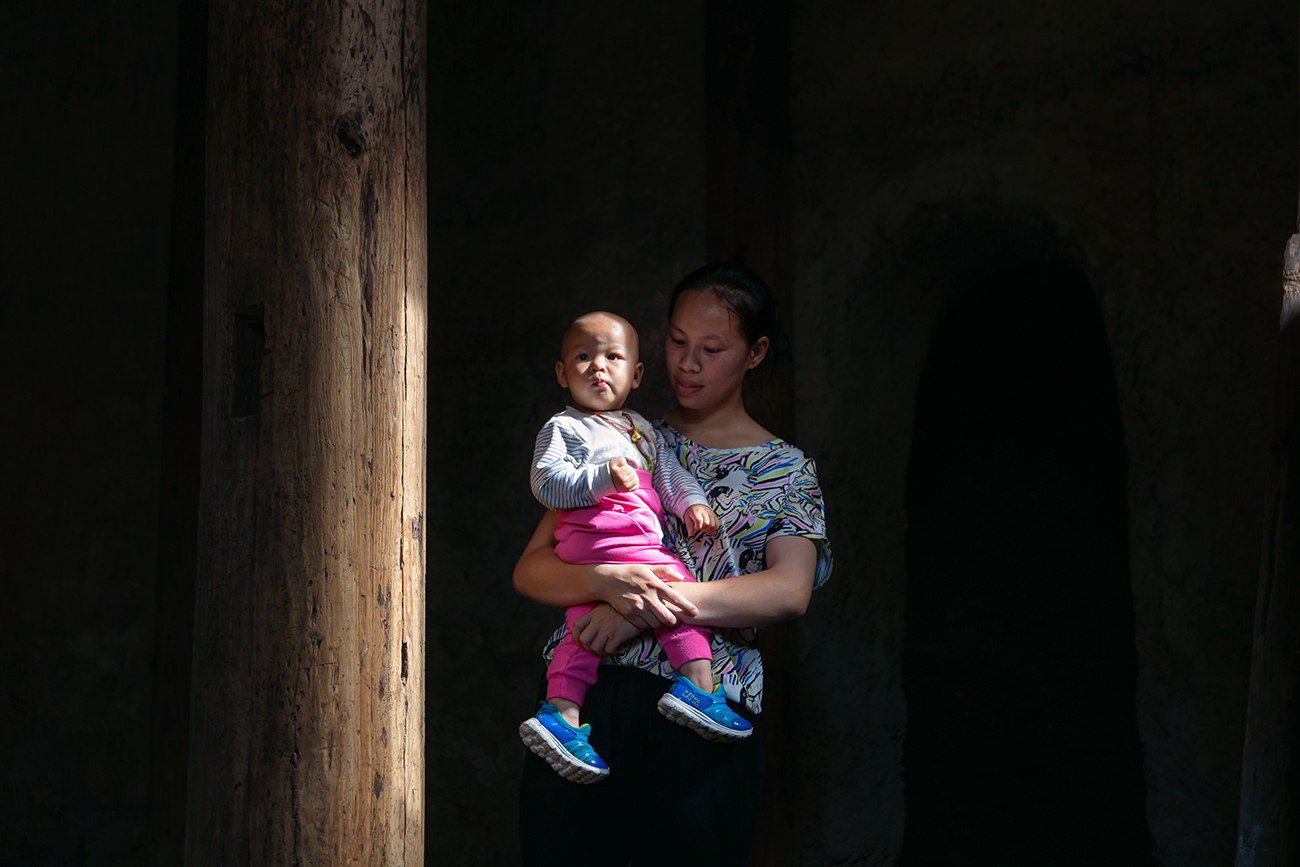 《母与子》