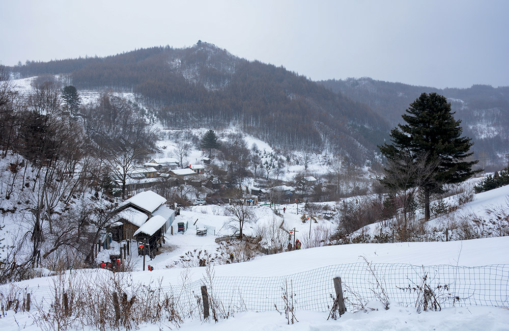 松岭小山村
