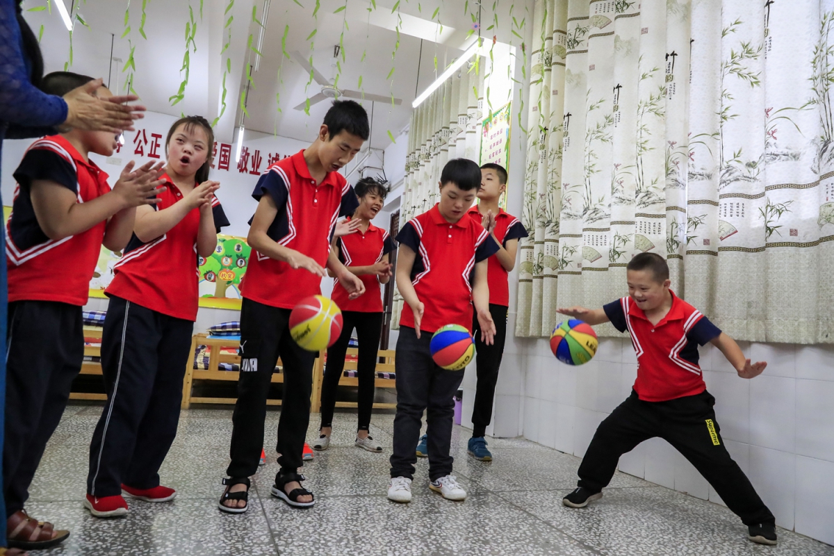 8	我们好快乐
