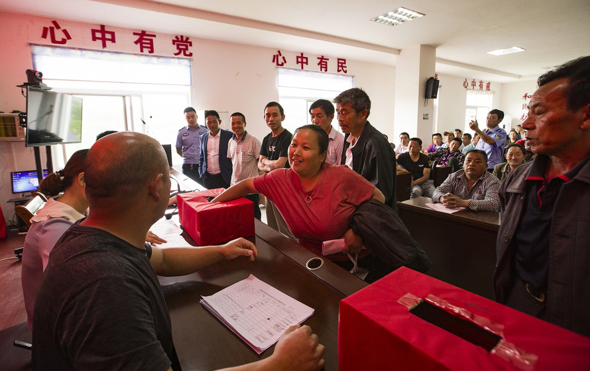 《百姓喜圆新房梦》（组5）《现场抓阄》