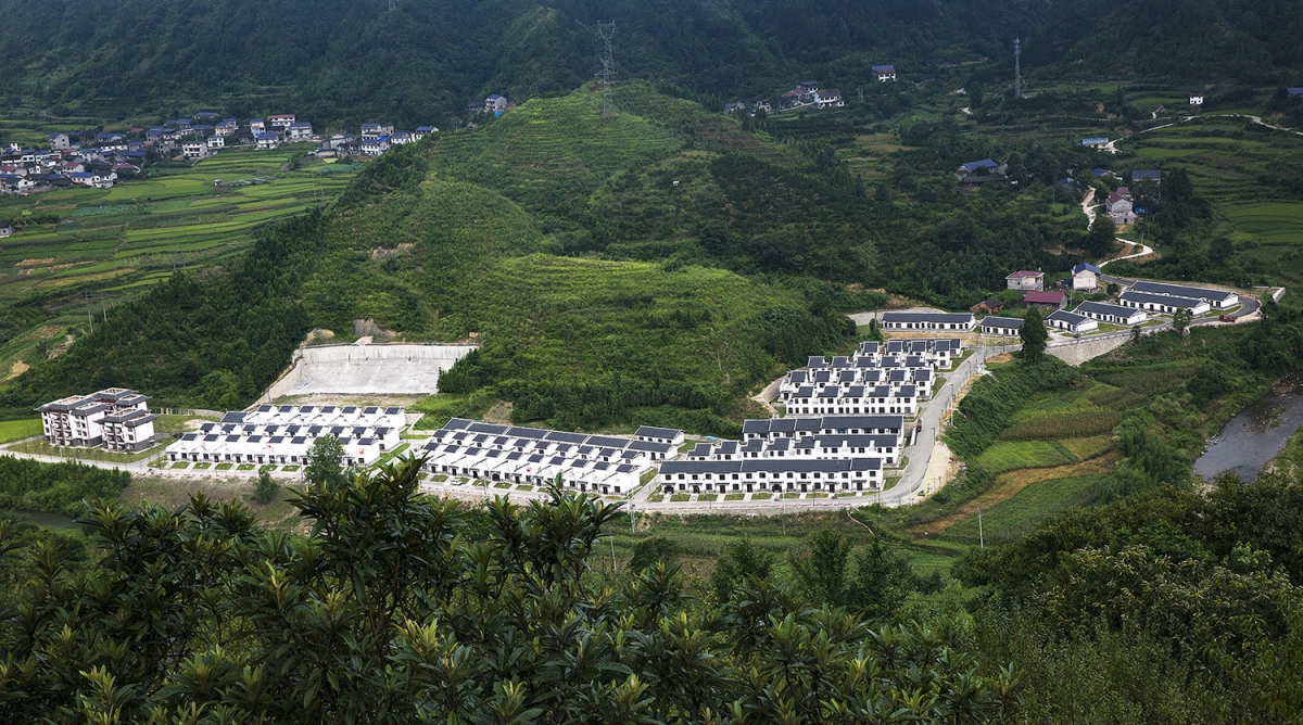 《百姓喜圆新房梦》（组1）《新居》