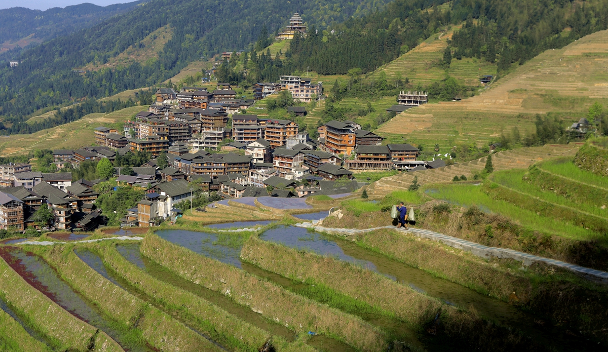广西瑶族山寨