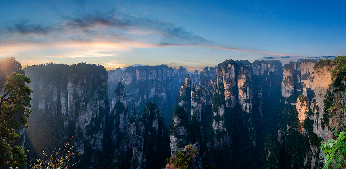 峰林迎新