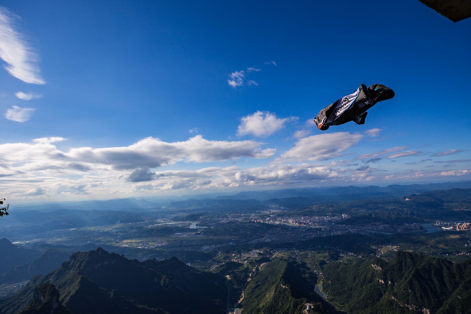 鹰击长空