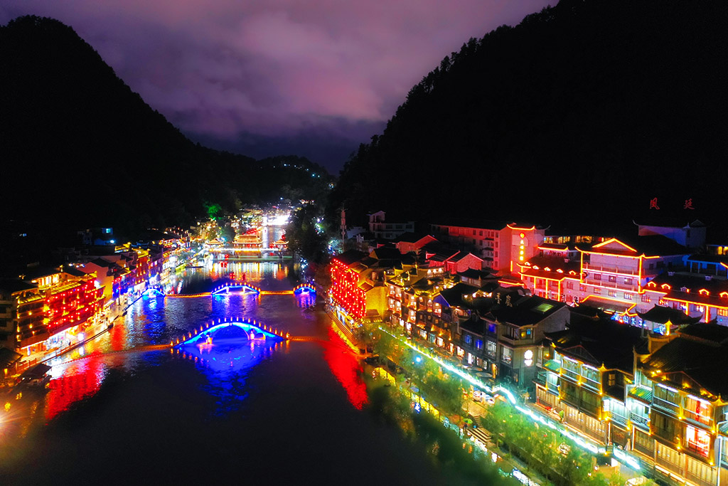 古镇夜色