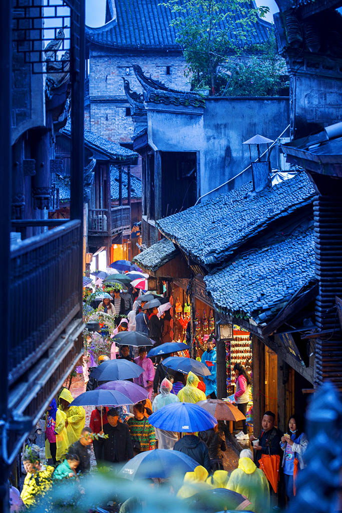 古镇夜巷