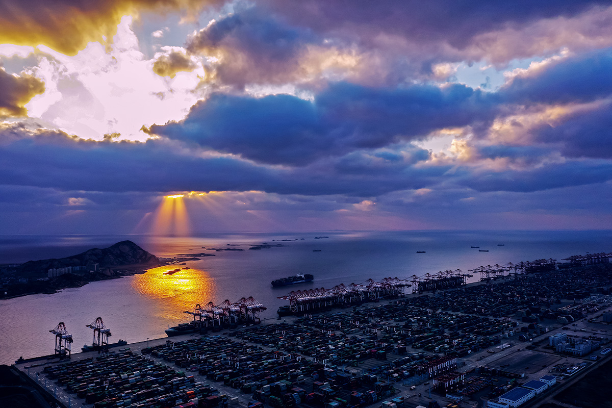 夕照洋山港