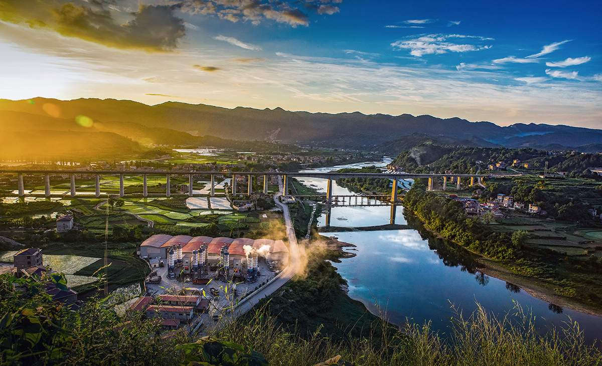边岩高铁工地
